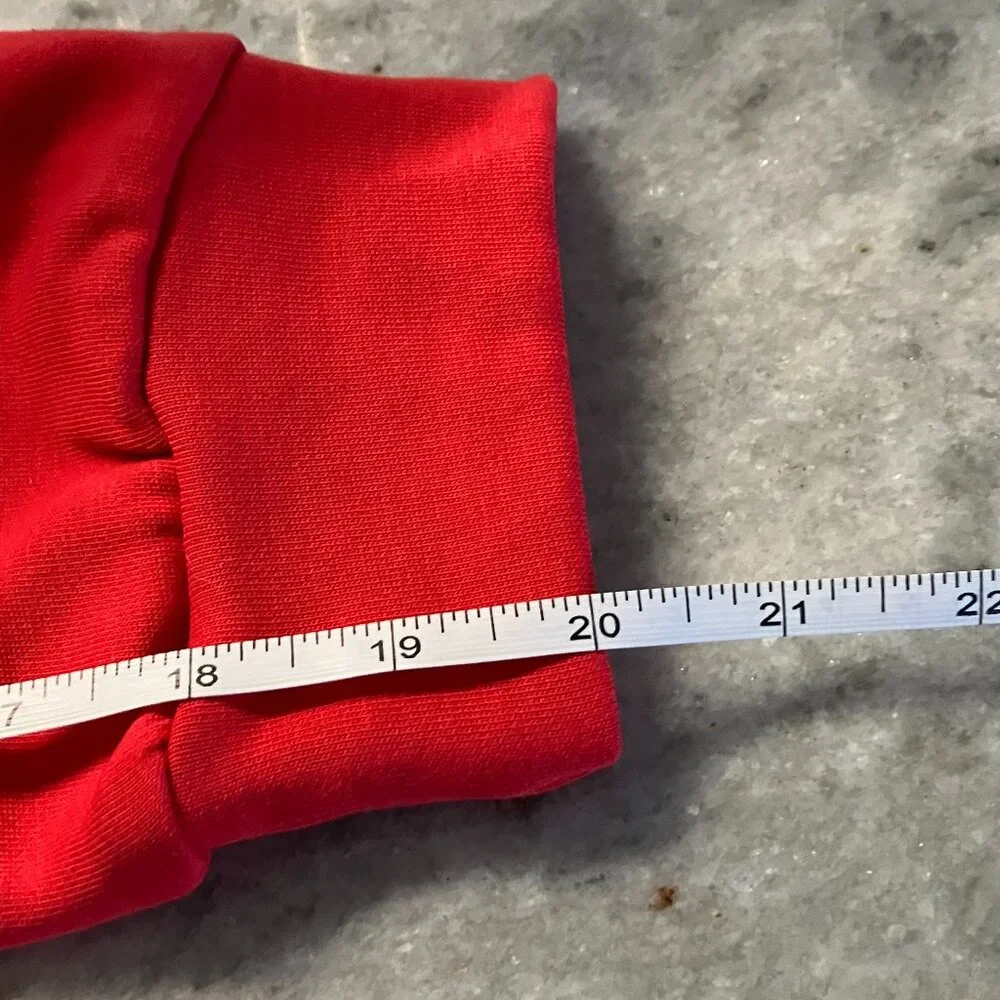 Red "Sisters" Sweatshirt Like New Size 2XL - Picture 7 of 8